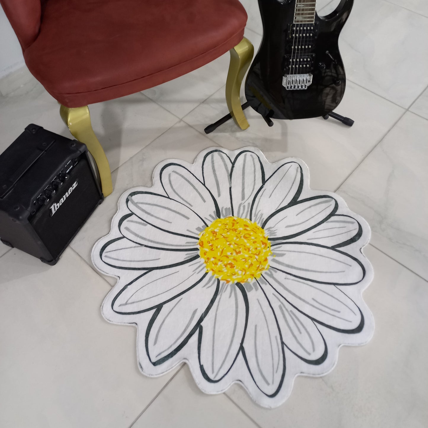 Daisy Rug - A Floral Delight for Kids: Flower Rug and Playful Mat