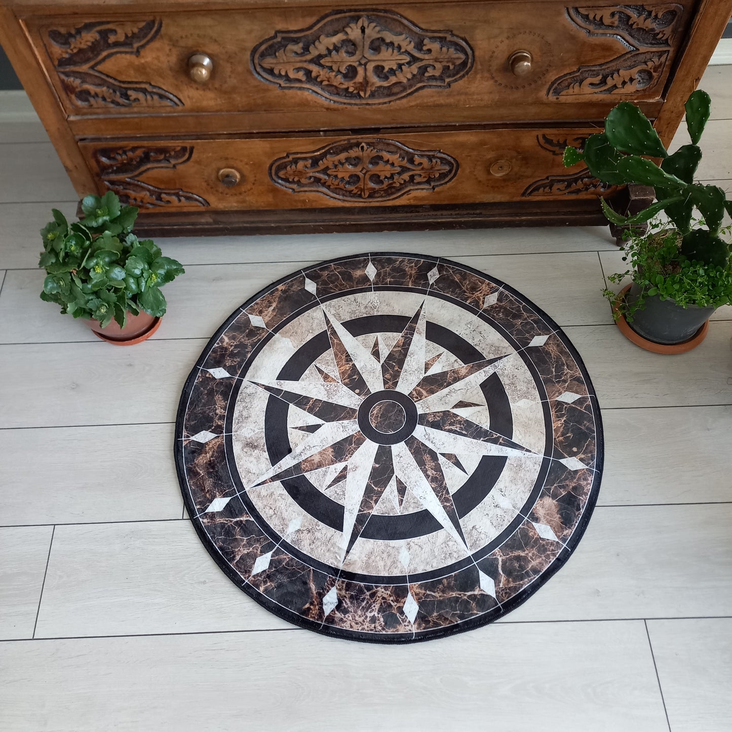Marble Looking Compass Rug, Vintage Compass Rose Carpet, Living Room Mat, Home Decor